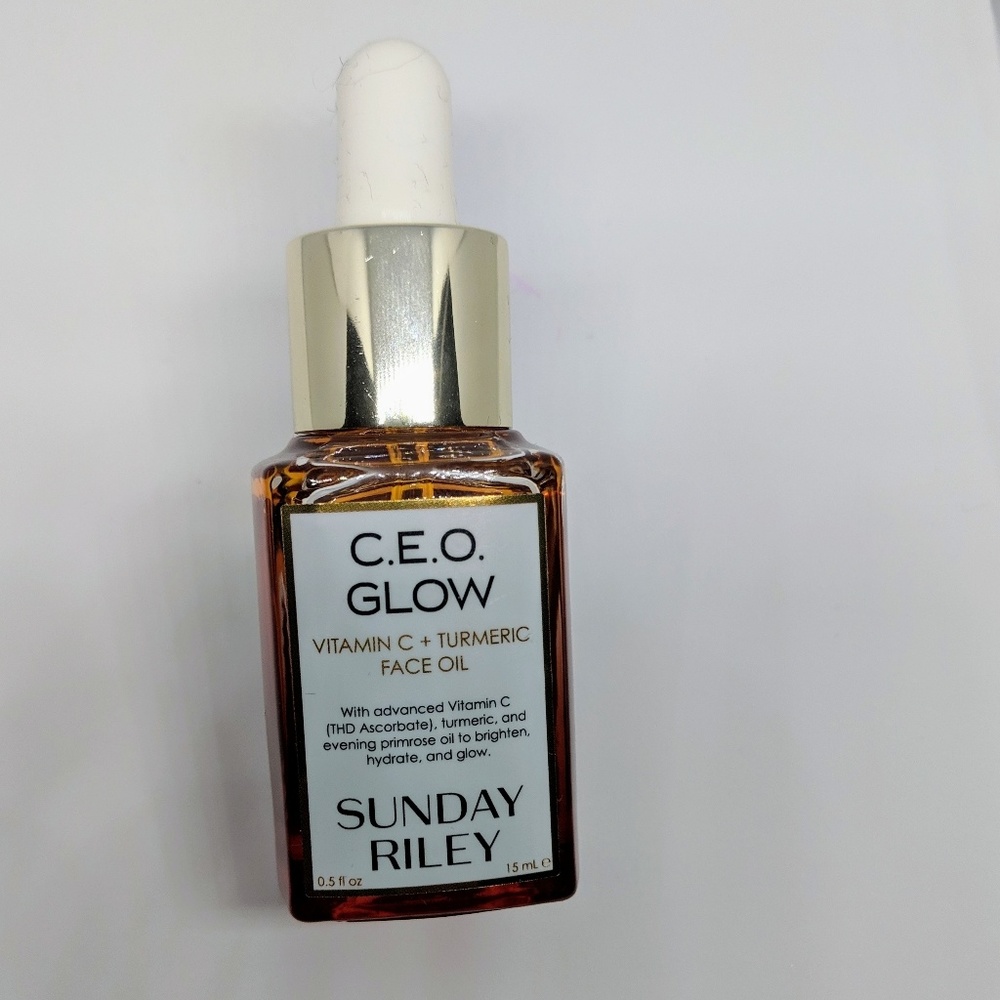Sunday Riley CEO Glow Serum